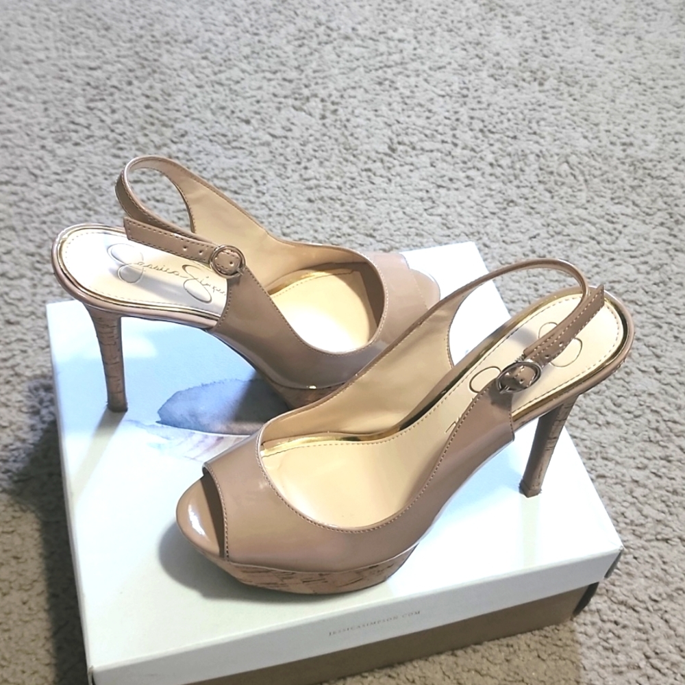 Tan/Beige Jessica Simpson heels size 8